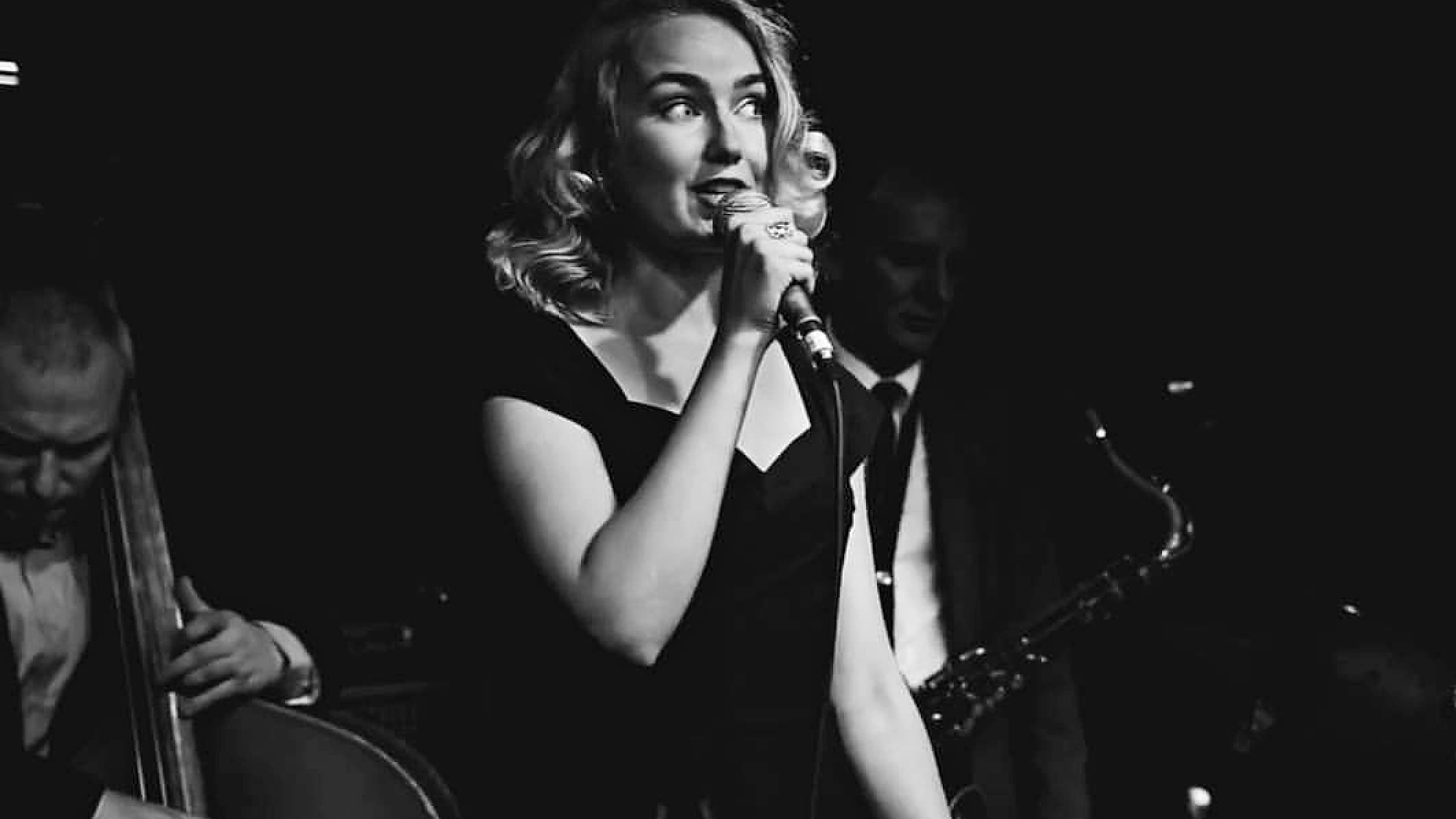 Анастасия Лютова и Лютый бэнд