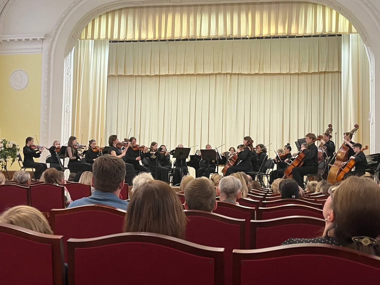 Концерт выпускников отделения «Оркестровые струнные инструменты»