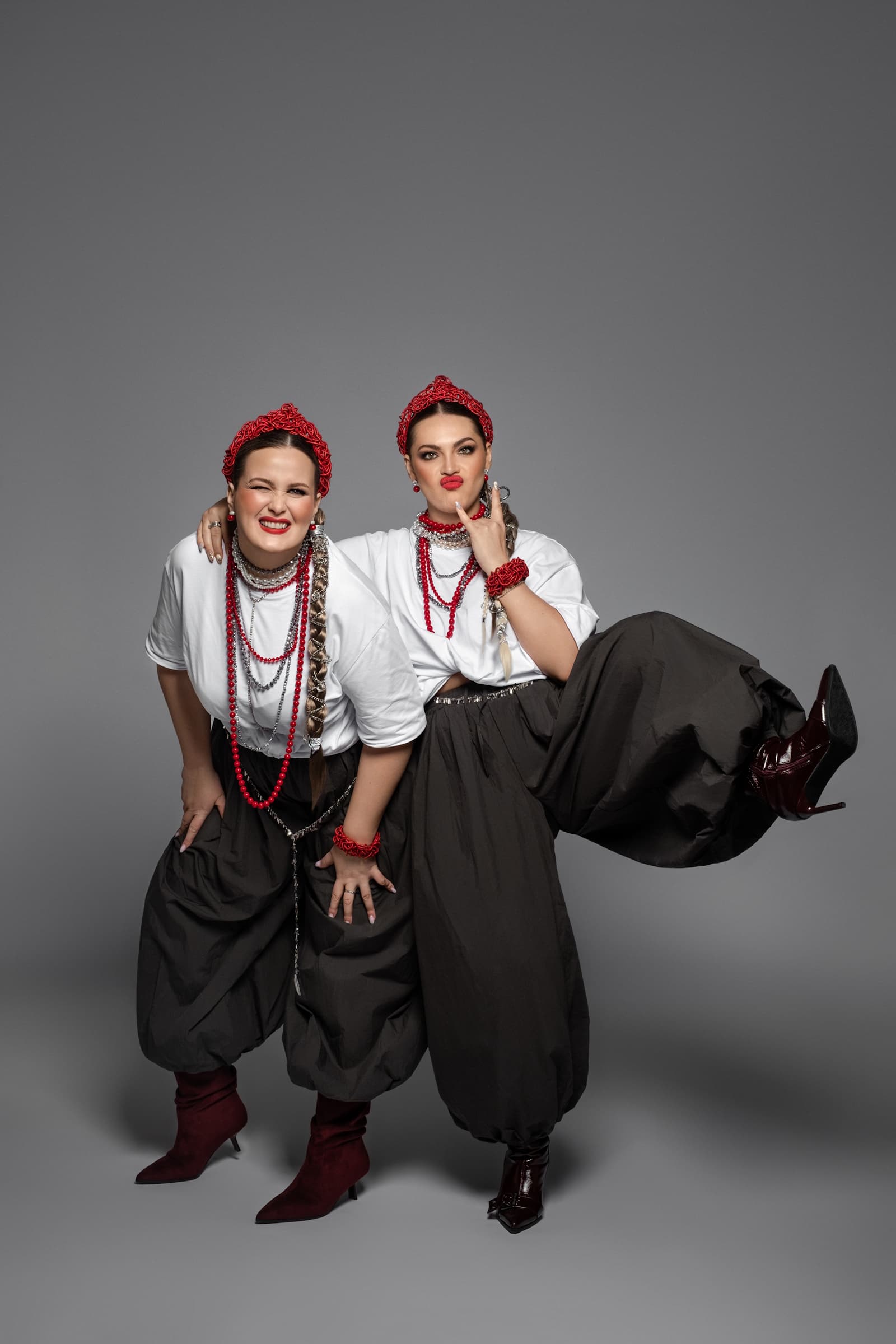 Версия народная