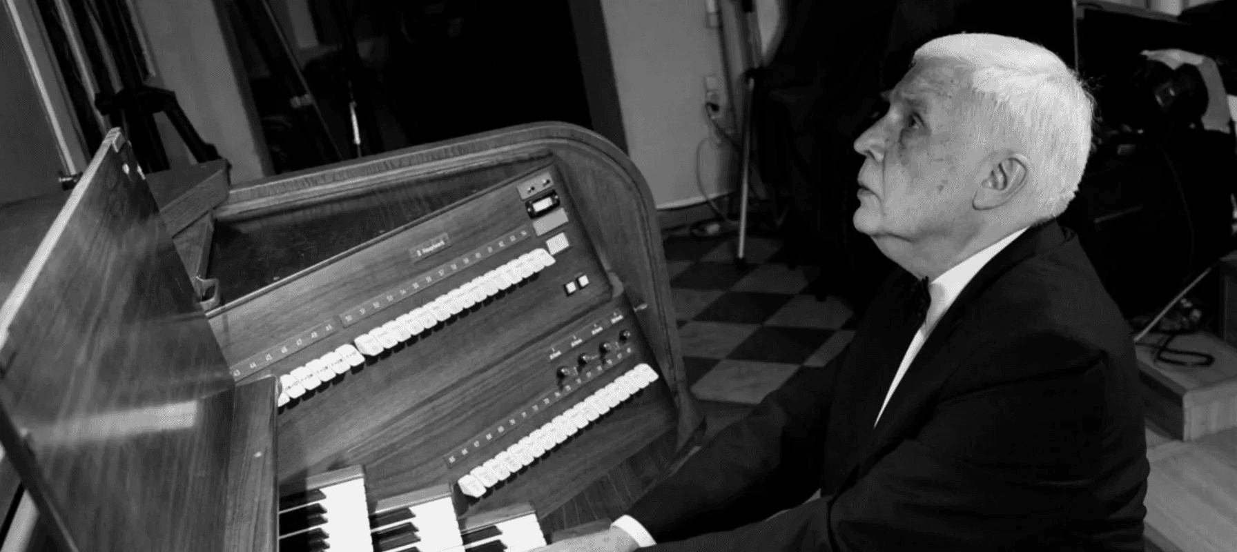 Александр Фисейский, орган