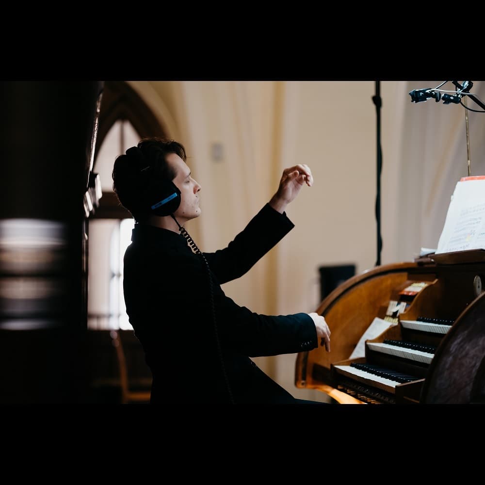 Концерт для трех органов при свечах. От Баха до Линкин Парк