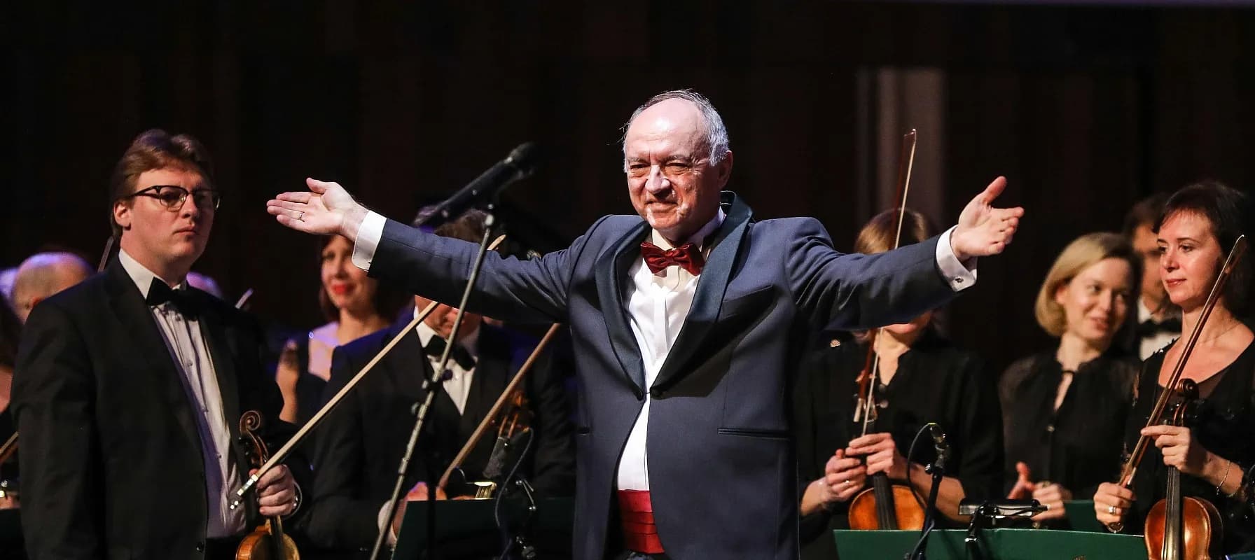 Когда зажигаются ёлки. Оркестр кинематографии. С. Скрипка. Новогодний концерт