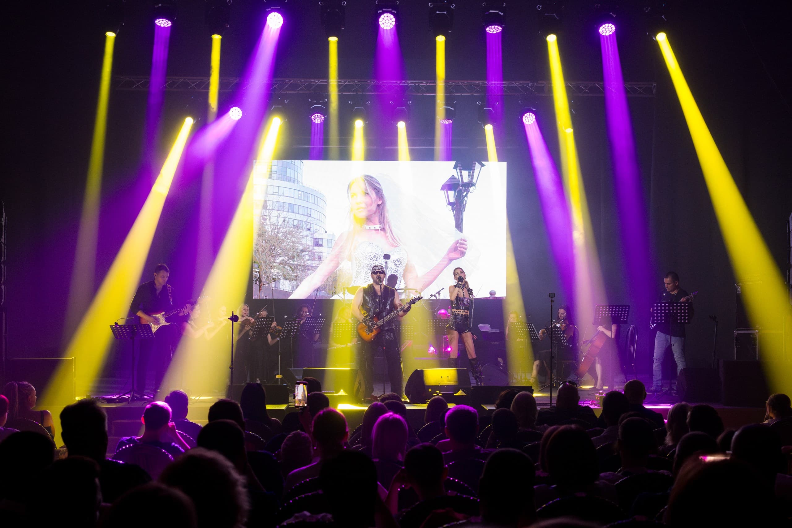 Мировые рок-хиты с АСО-оркестром