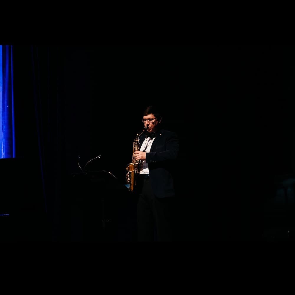 Музыкальная сказка с песочной анимацией «Маленький принц»