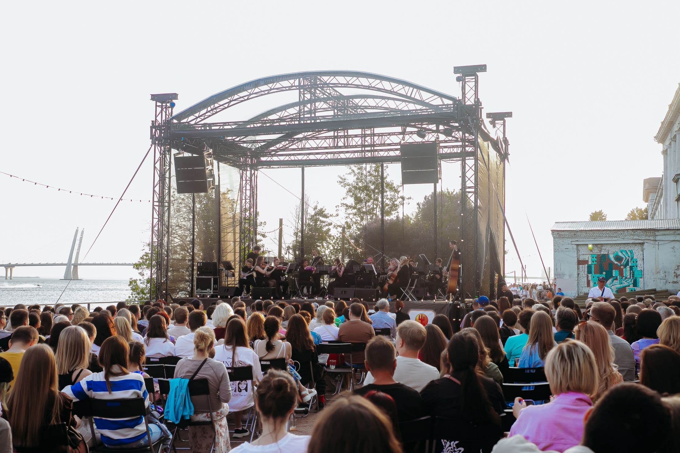 Оркестр у моря «Симфония Linkin Park»