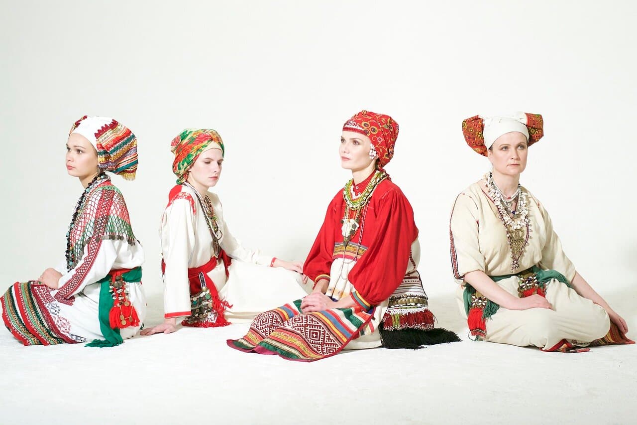 Этно-группа Ойме. Птички