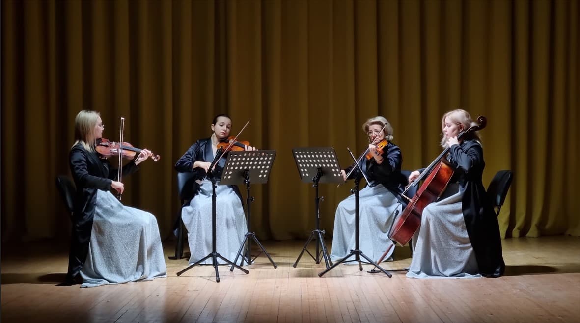 В кругу близких