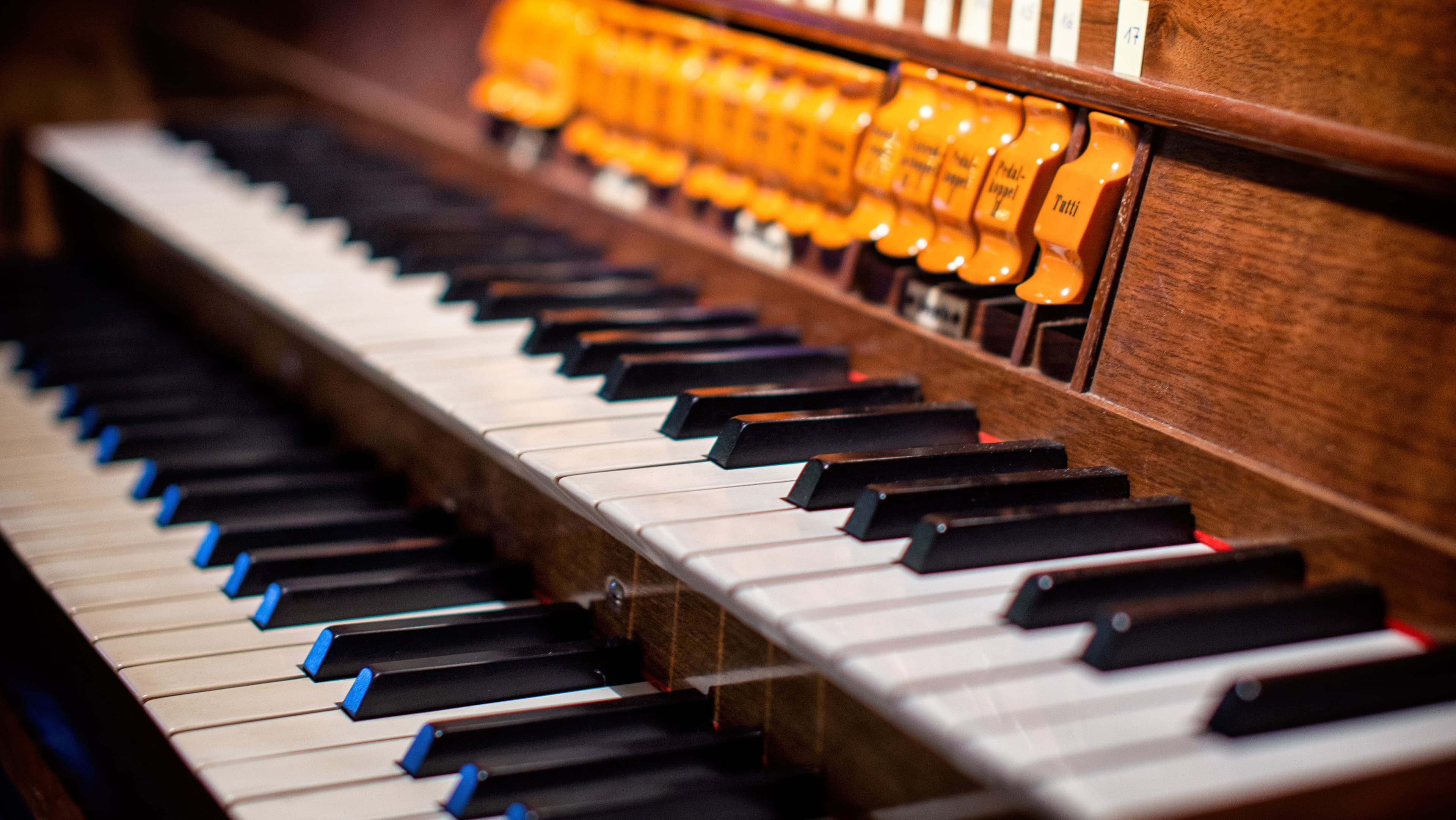 Авторские переложения русской духовной музыки XVIII-ХХ веков