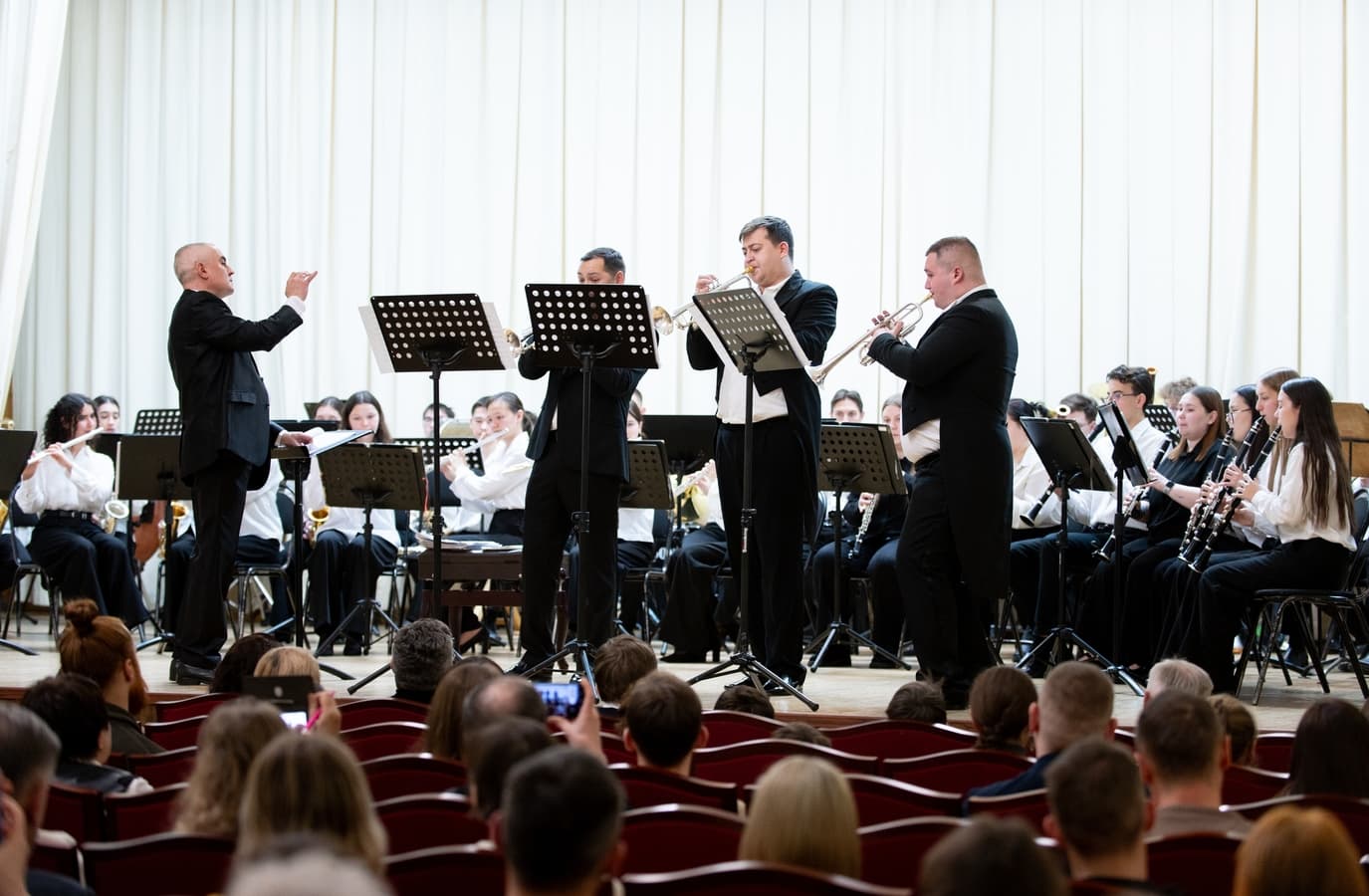 Концертная программа в честь открытия I Всероссийского конкурса имени В.В. Шапкина