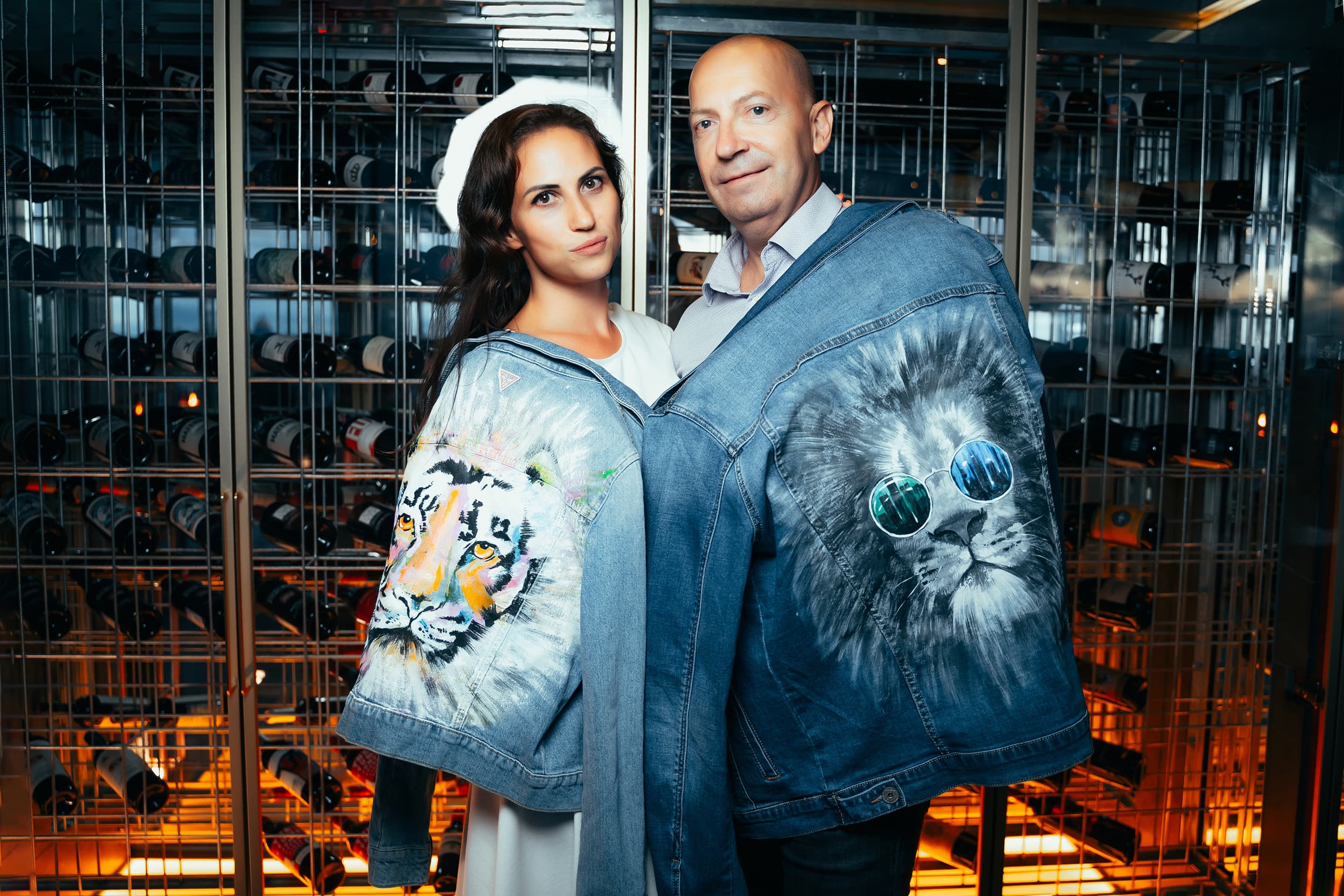 Рисуем яркие принты на одежде с видом на Исакий от компании Артвайбс