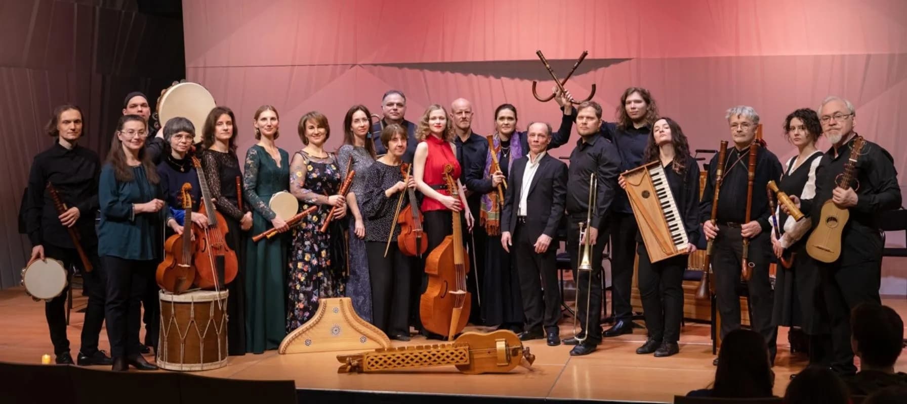 Музыкальный Эрмитаж. Музыка и танцы 15 и 16 века, Ренессансный оркестр