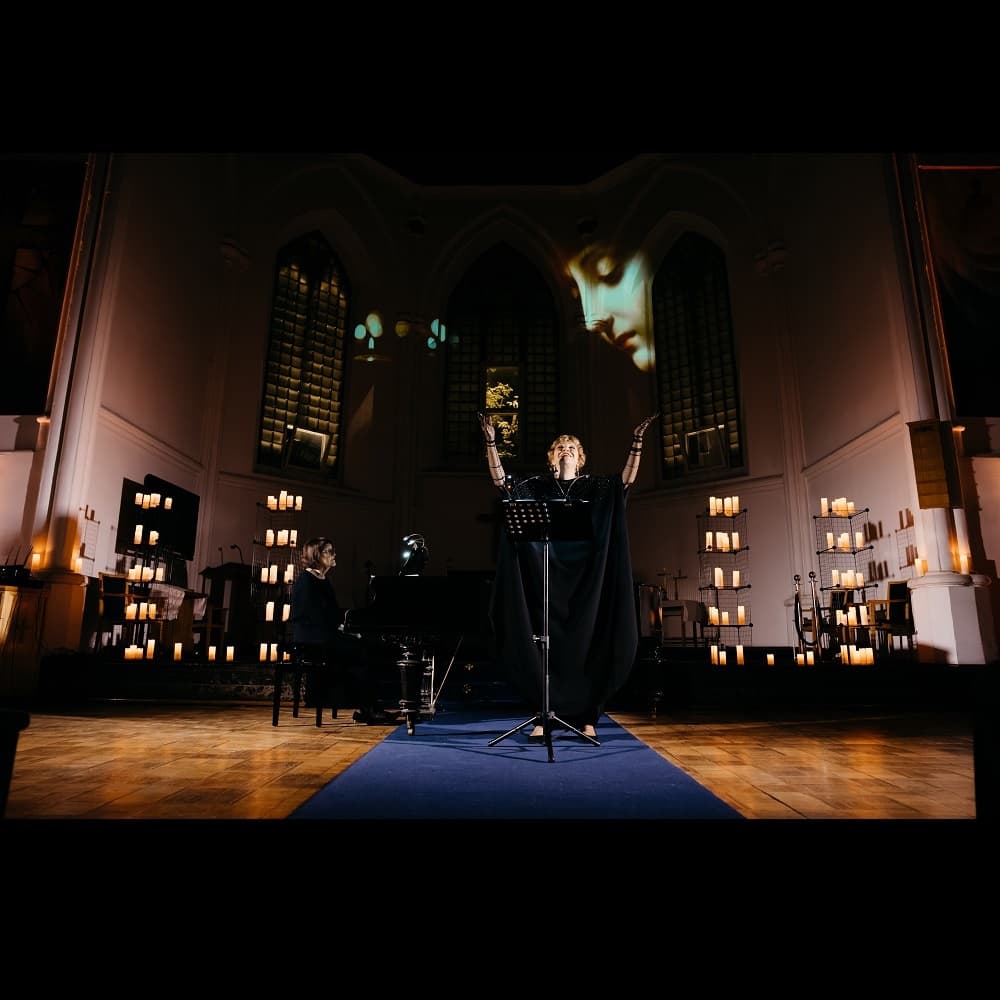 Романтический вечер в Англиканском