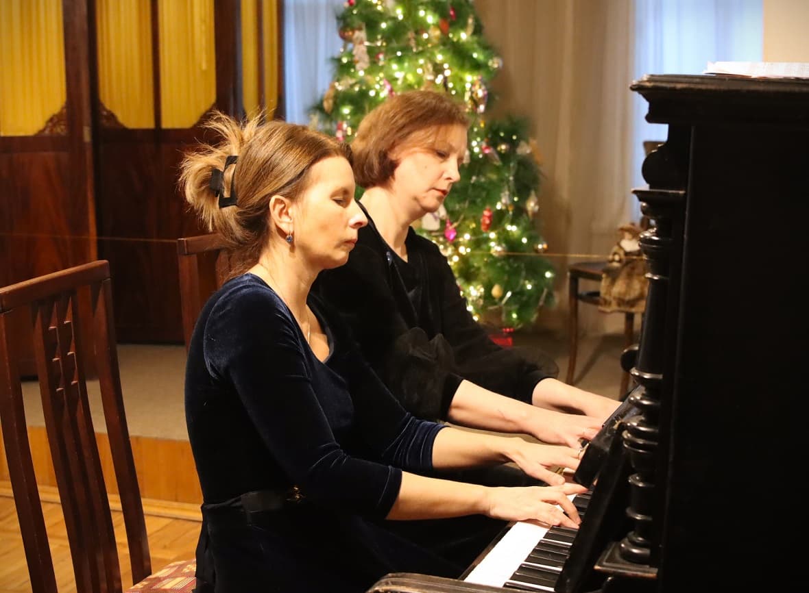 В кругу друзей