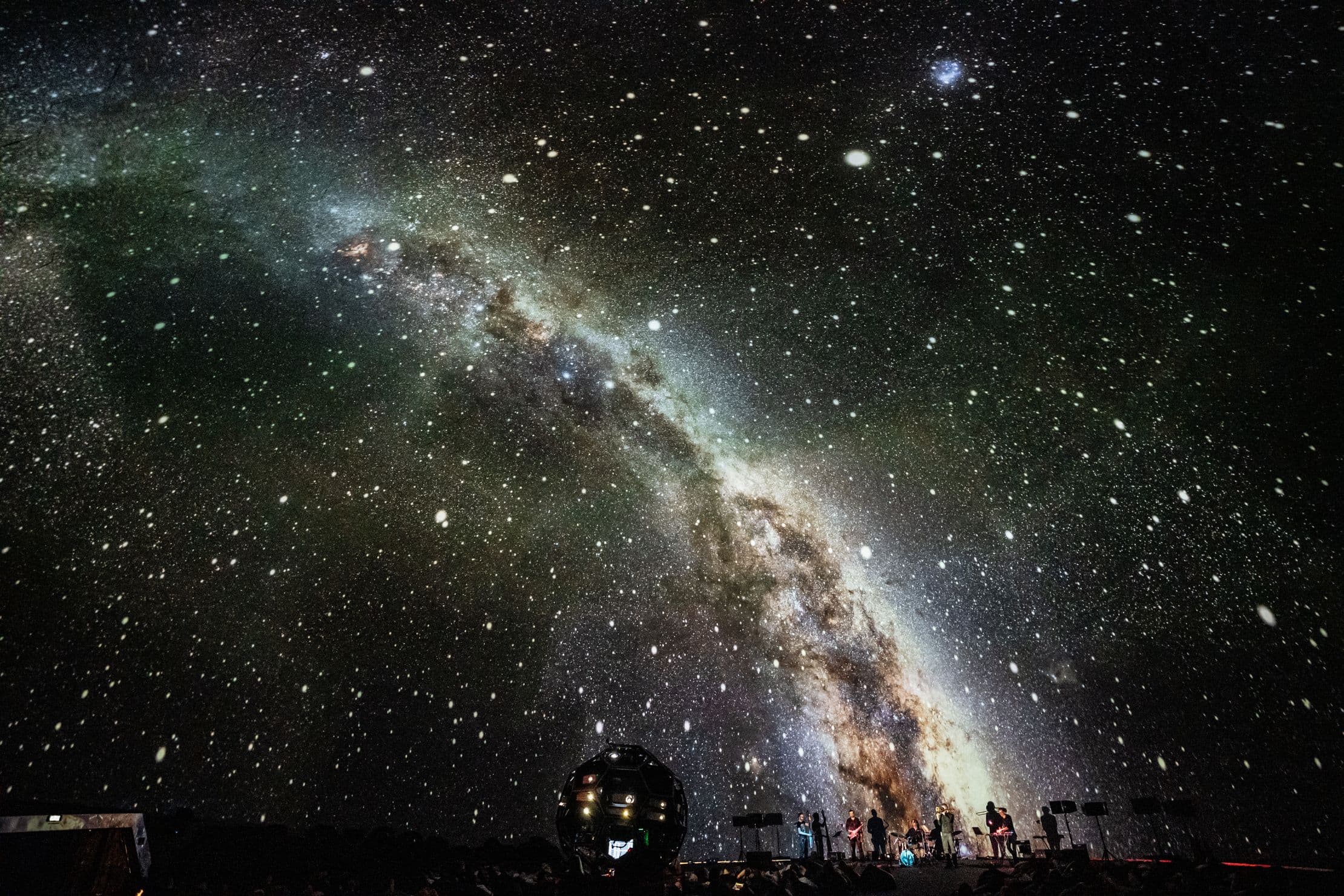 илло.трио: кинематографичный пост-джаз