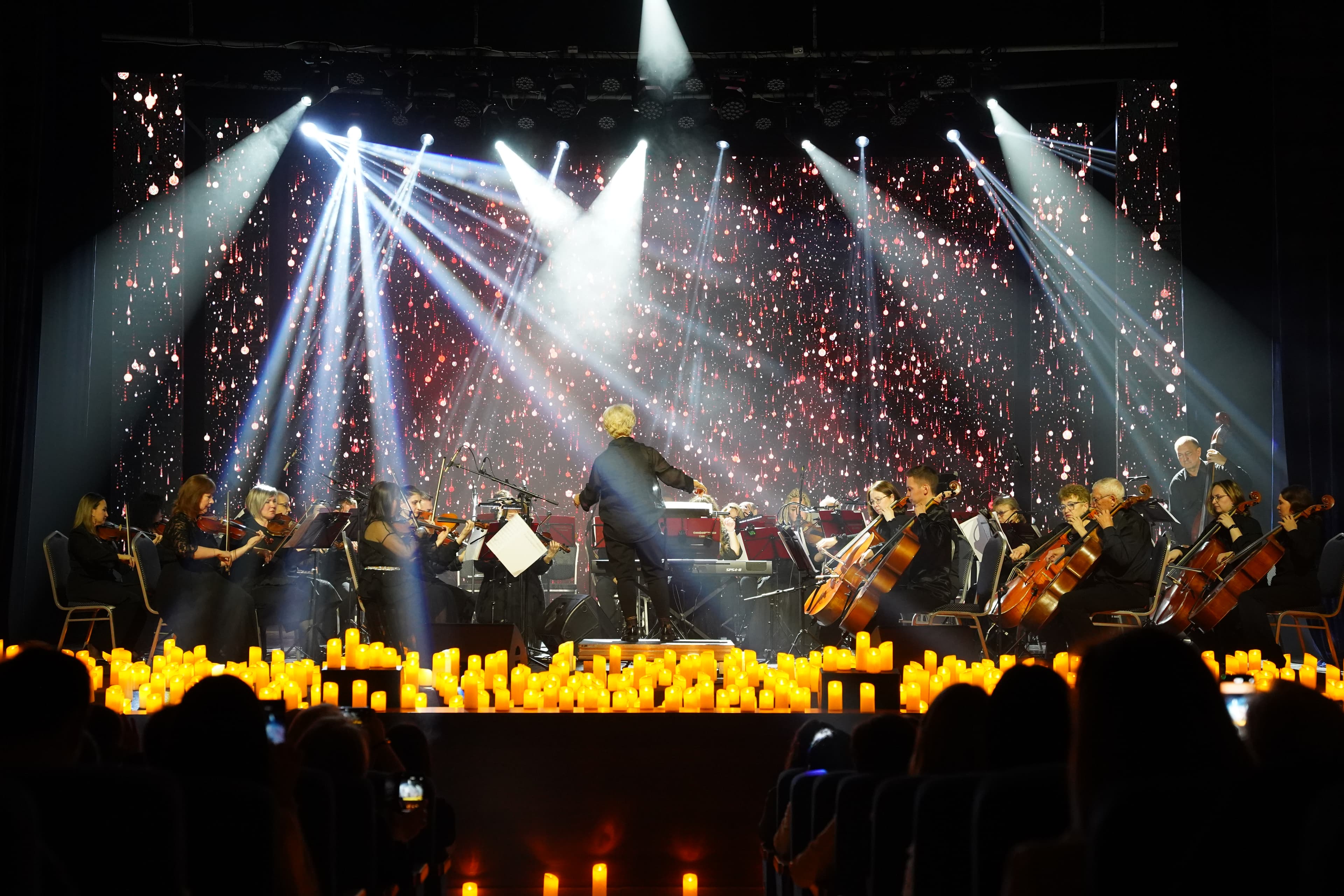 Симфоническое шоу при свечах: кино и музыка