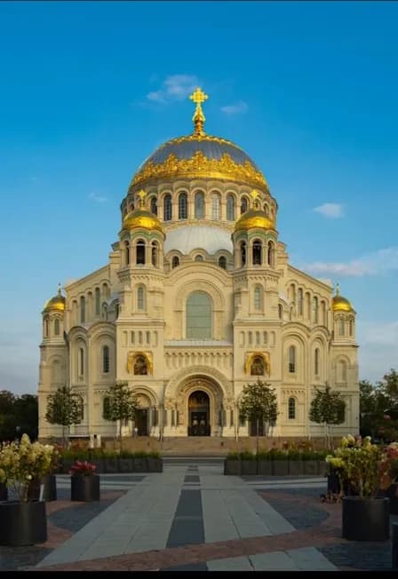 Экскурсия в Кронштадт с теплоходной прогулкой по фортам