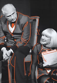 Дверь в смежную комнату