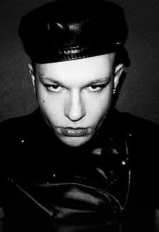 huzzy b