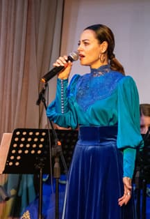 "Нежной и ласковой самой"