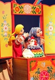 Идёт Коза рогатая