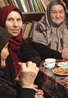 Лица и истории: выставка ко Дню бабушек и дедушек