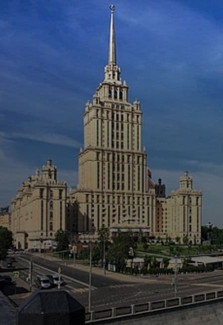 Экскурсия в гостиницу «Украина»: роскошь сталинского ампира