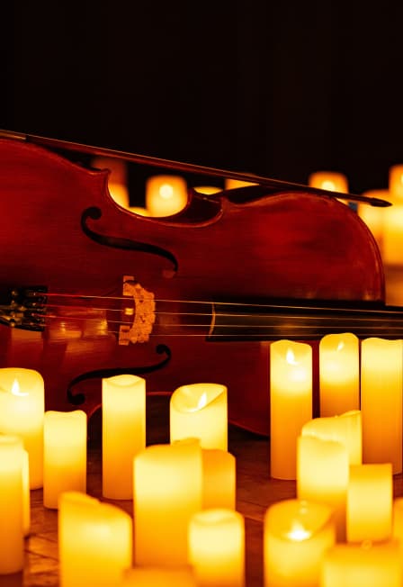 Стендап и музыка при свечах