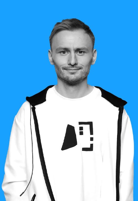 Женя Синяков