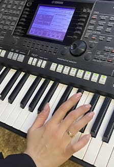 Живой звук. Мастер-класс по игре на синтезаторе для начинающих