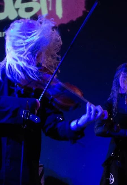 ТОПОВЫЙ ПОП НА СТРУННЫХ. ОТ ABBA ДО ЛЕДИ ГАГИ. Концерт в арт-пространстве «Фабрика»