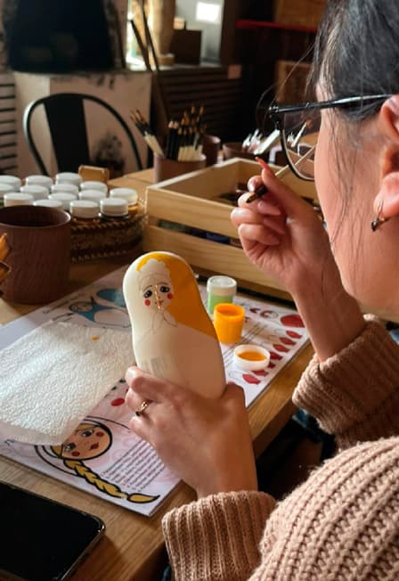 Мастер-класс "Роспись матрёшки с чаепитием"