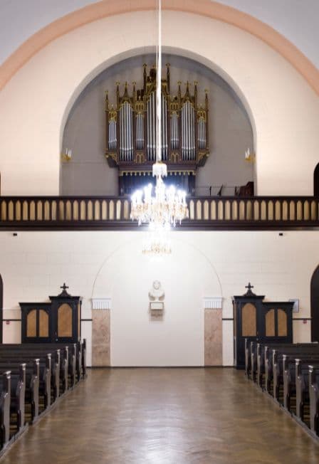 Орган и свечах: месяц Баха