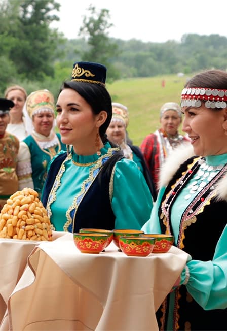 День национального костюма. Фольклорный час