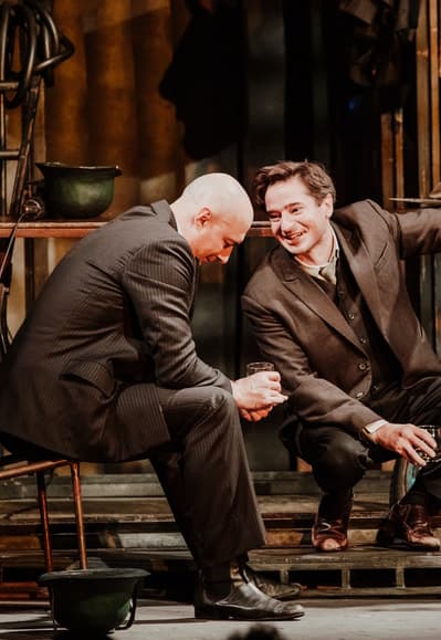 Три товарища