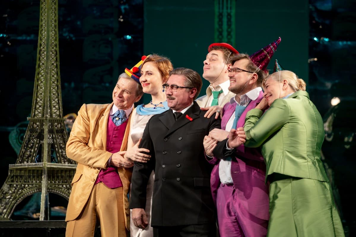 Школа налогоплательщиков (Молодёжный театр на Фонтанке)