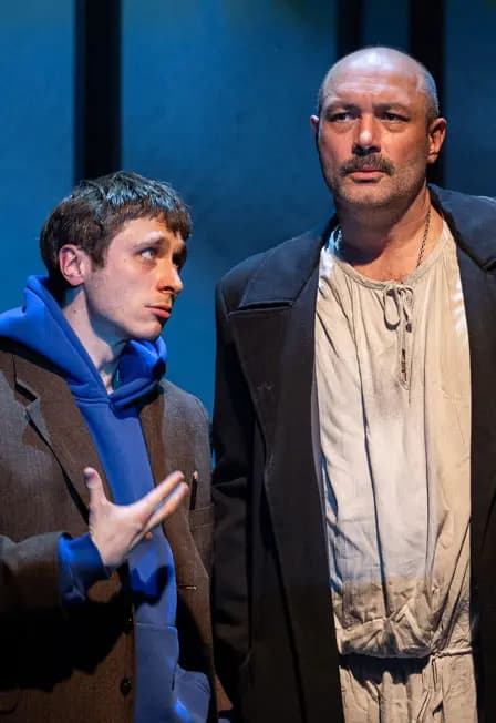 Два портрета Премьера!