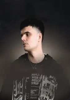 5 мая — Джон Гарик в Саратове