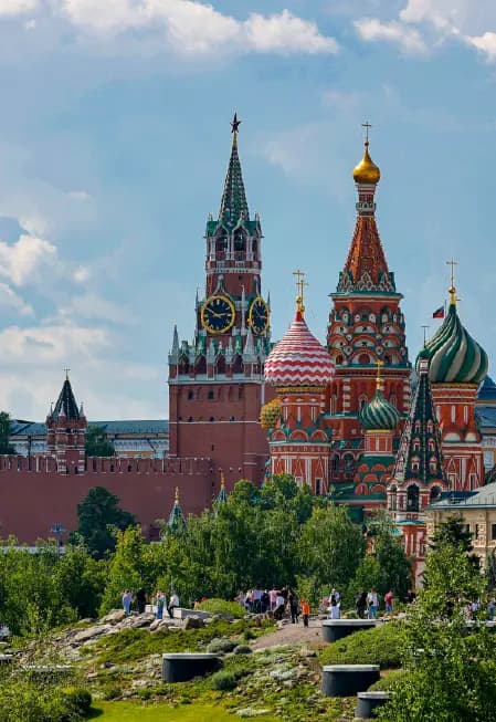 Экскурсия «Парк «Зарядье» - Красная площадь»