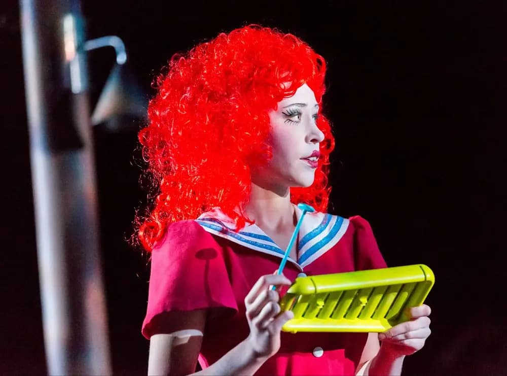 Фабрика слов (Театр им. Вл. Маяковского. Сцена на Сретенке)