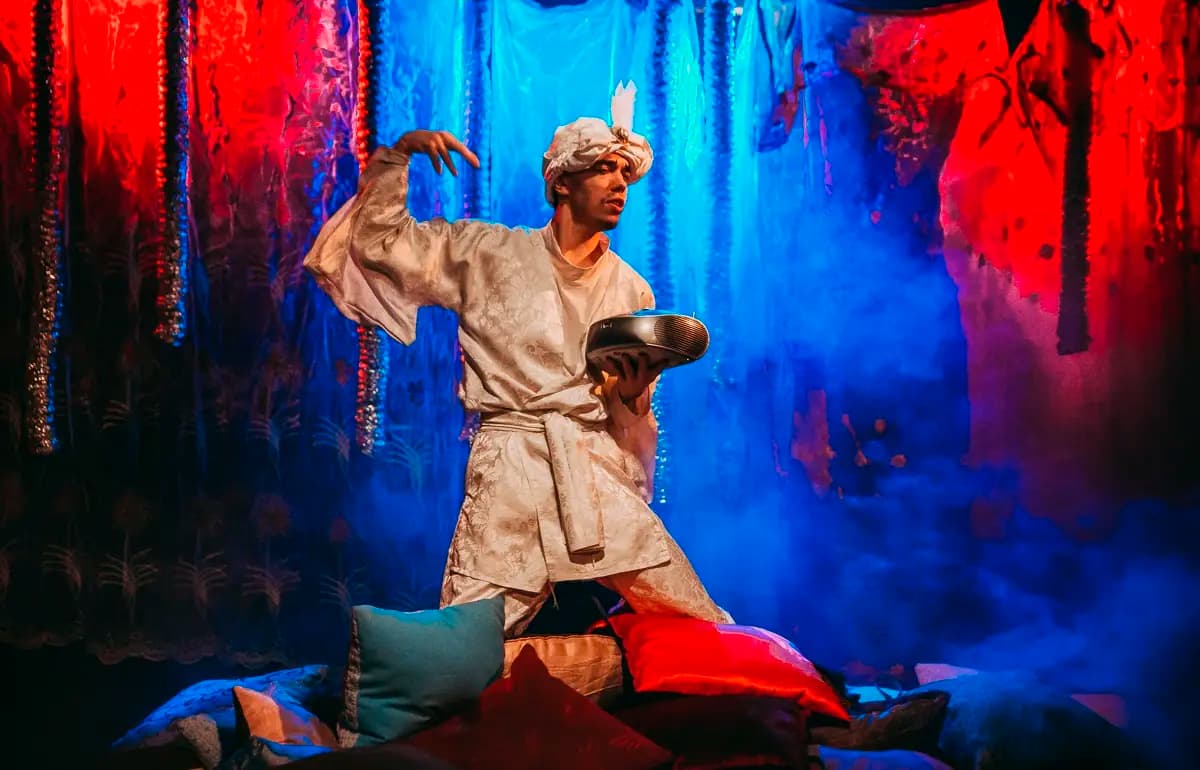 Старик Хоттабыч (Центр современной драматургии)