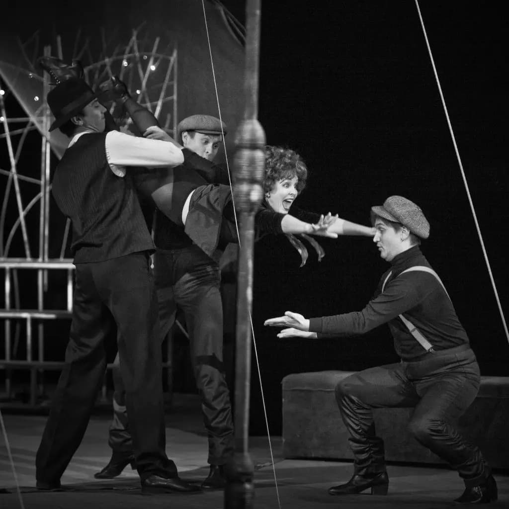 На балу удачи (Молодёжный театр)