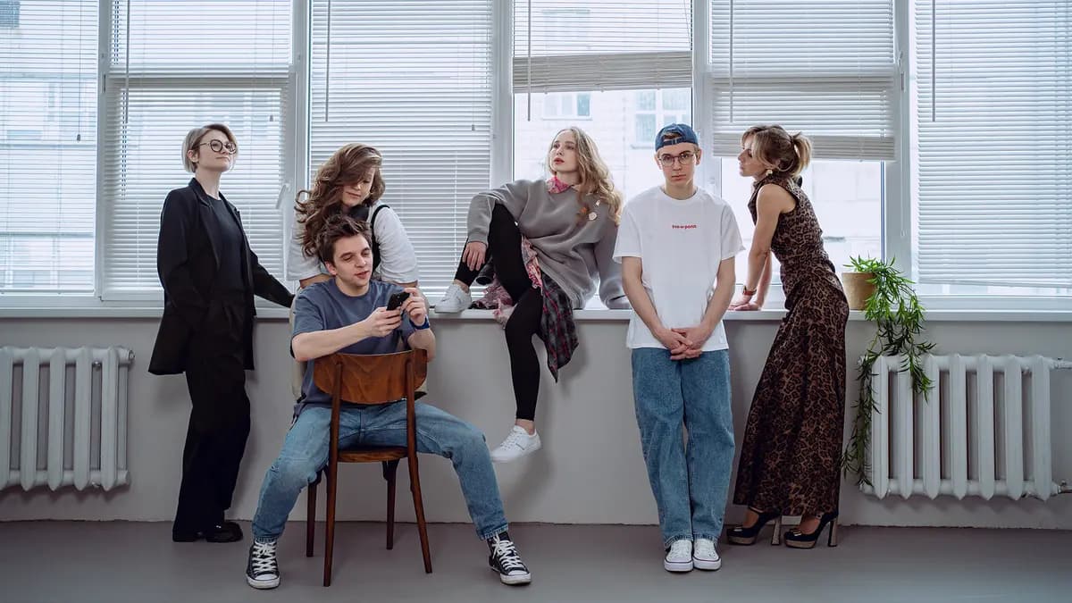 Бог ездит на велосипеде (Мой театр)