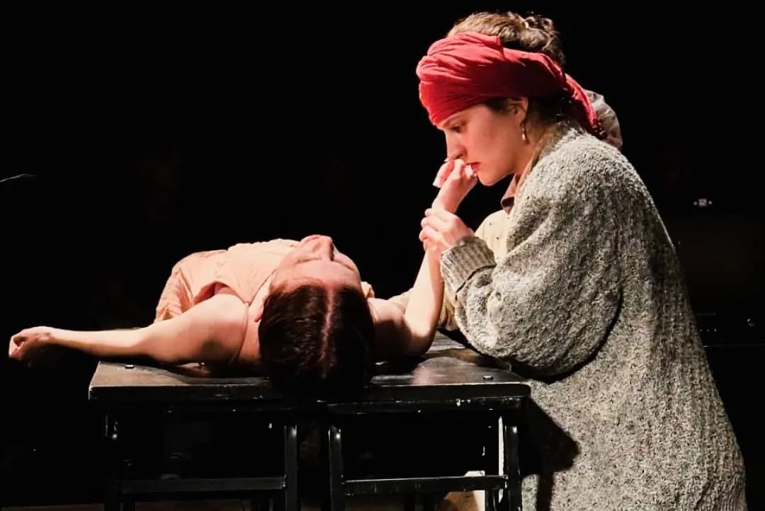 Под одной крышей (Tеатr 101)