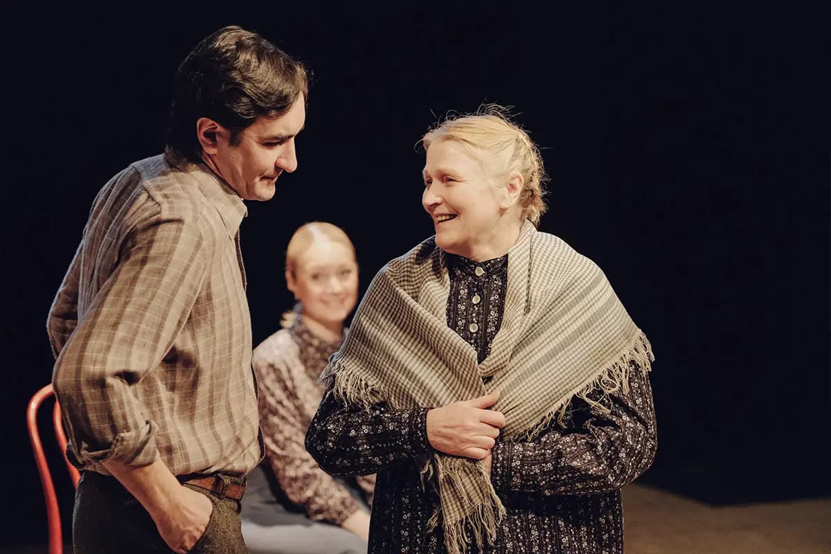 Матрёнин двор (Драматический театр им. Пушкина)