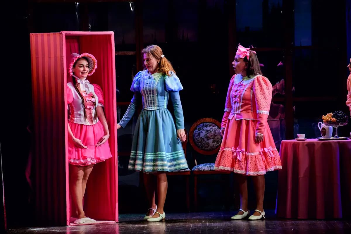 Принцесса Кру (Театр им. Ермолаевой)