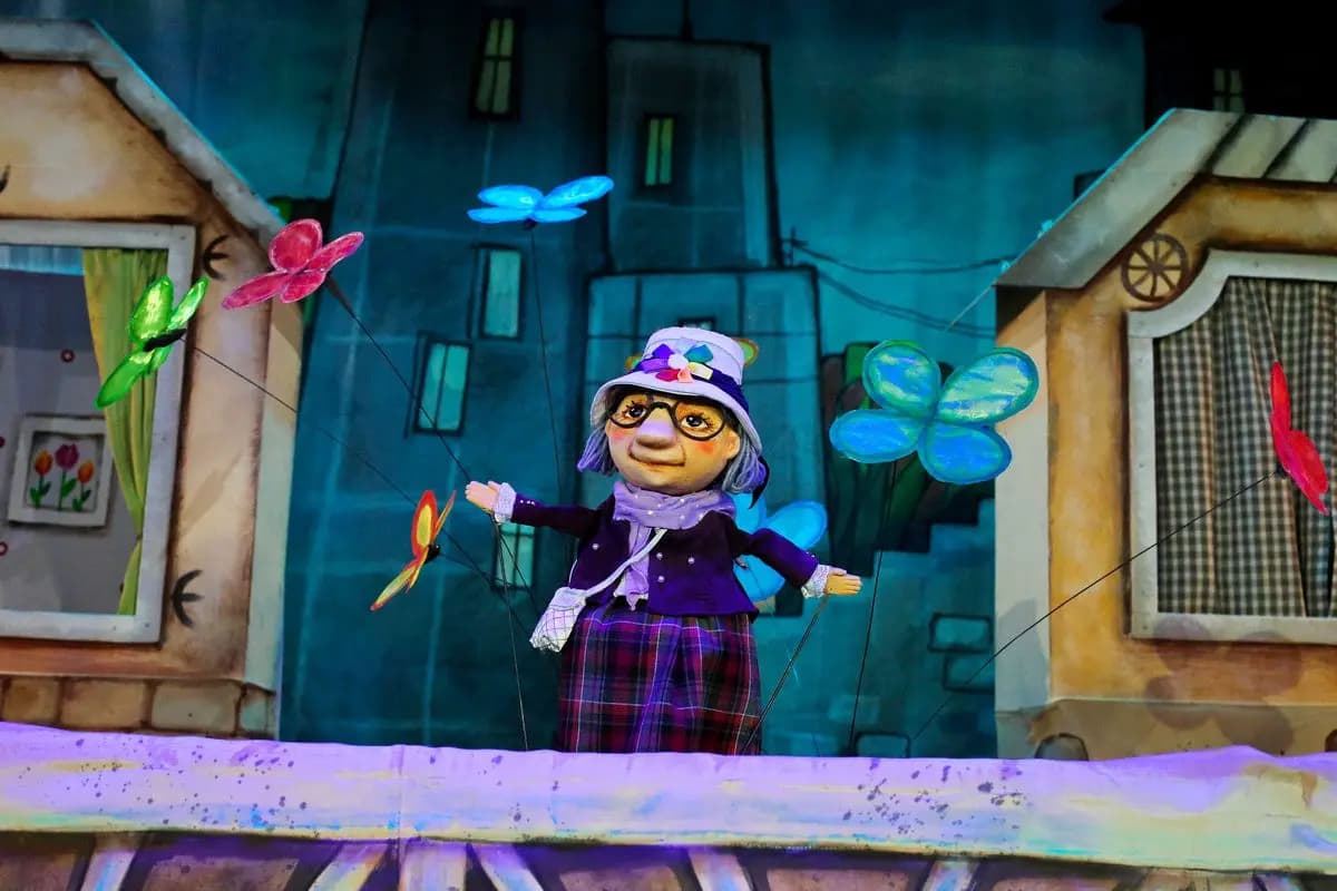 Цветик-семицветик (Театр кукол им. Светильникова)