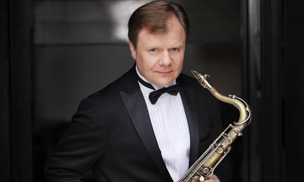 Игорь Бутман (БКЗ «Октябрьский»)