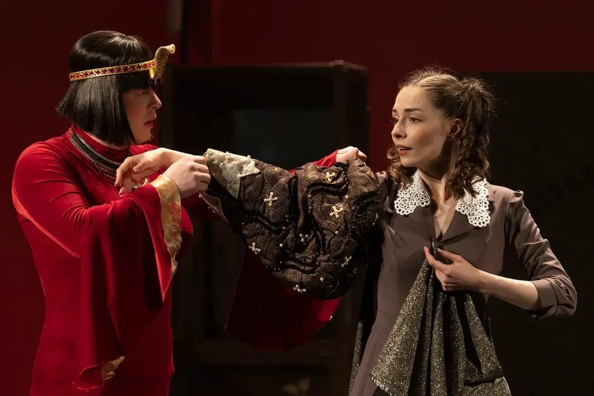 Примадонны (Театр на Литейном)