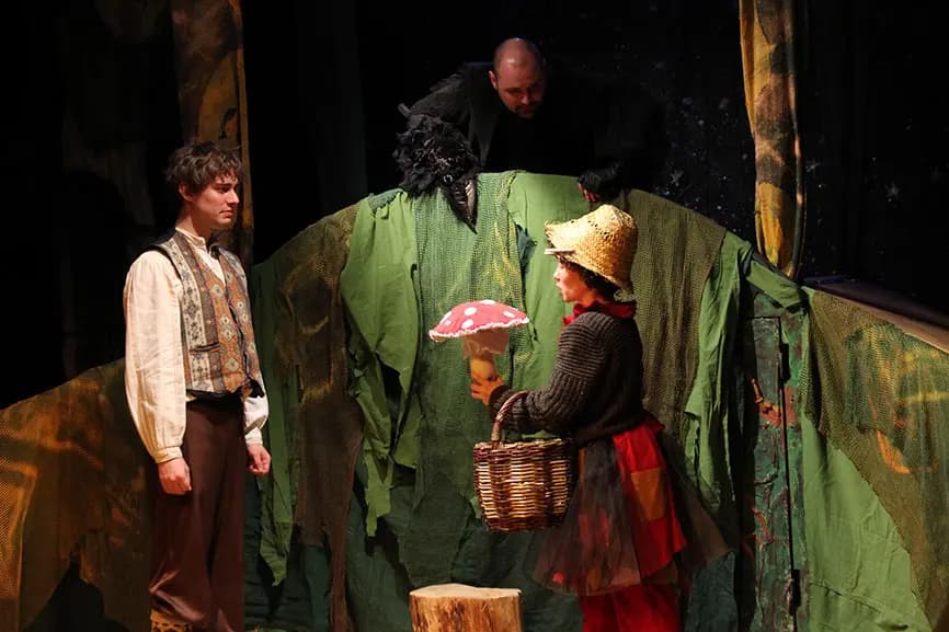 Маленькая колдунья (Вернадского, 13)