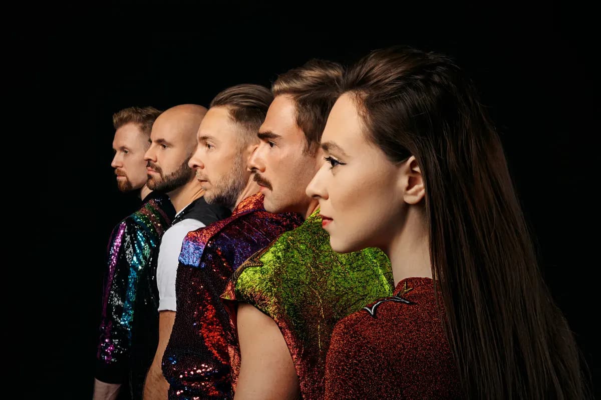 One Vision. Queen лучшие хиты c симфоническим оркестром (Синема Арт Холл)